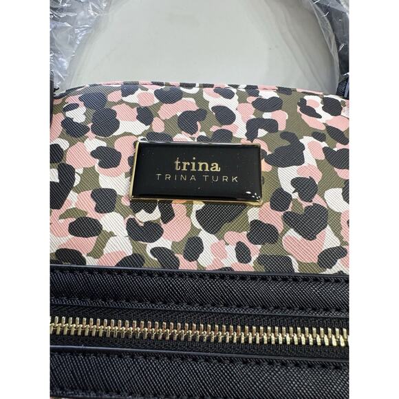 Trina Turk Tote Bag Purse Leopard Print Detachable Strap Vegan Leather NWT $148 - Picture 2 of 9